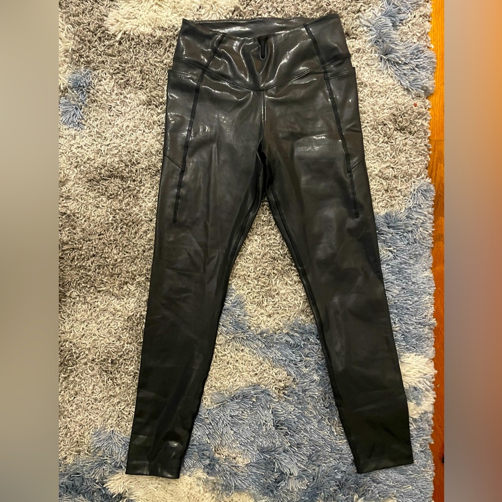 Workout pants